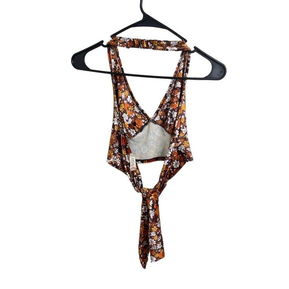 Altar'd State Women's Floral Halter Crop Top Sleeveless Tie-Front Size XS V Neck - Picture 2 of 3